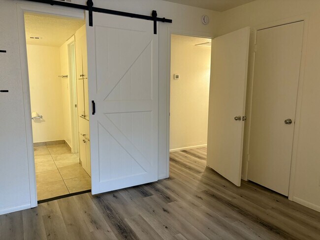 Building Photo - Northeast Condo