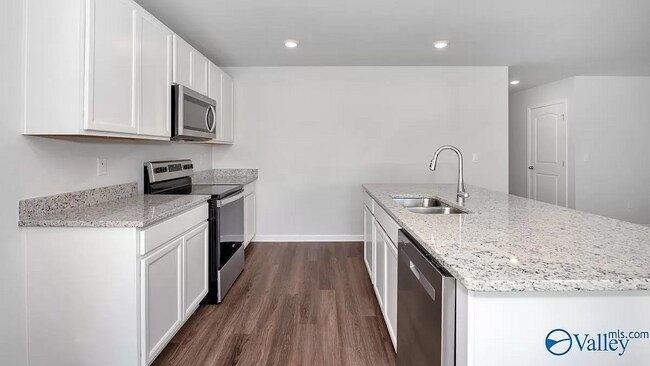 Building Photo - 153 Ozy Dr