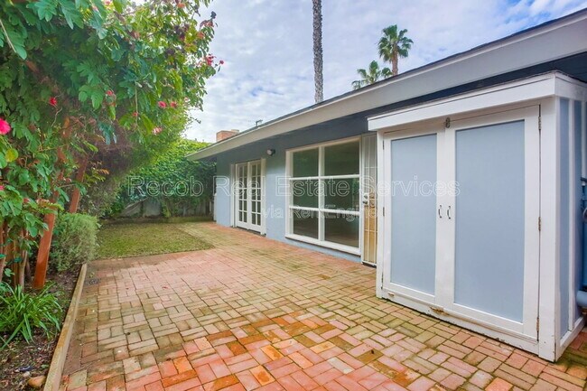 Building Photo - 8019 Paseo Del Ocaso