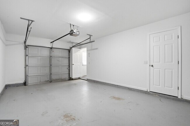 Building Photo - 5497 Festival Ave