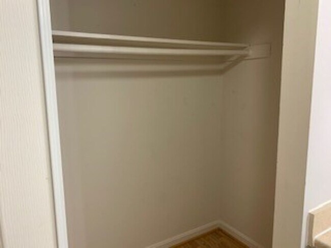 Building Photo - Pembrook Condo in Alexandria