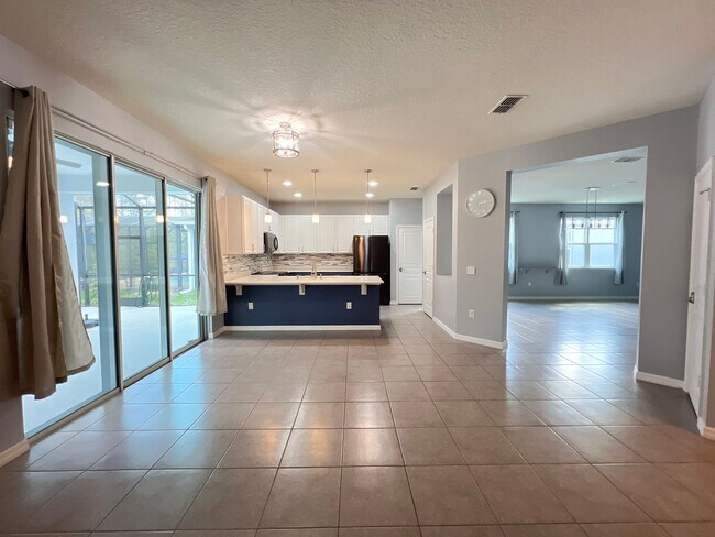 Building Photo - Perfect Home waiting for you!