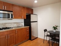 Building Photo - 20624 Kittridge St
