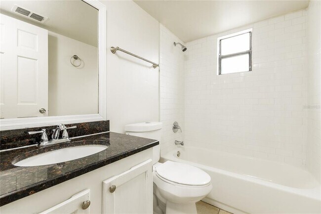 Building Photo - 709 Del Rio Way