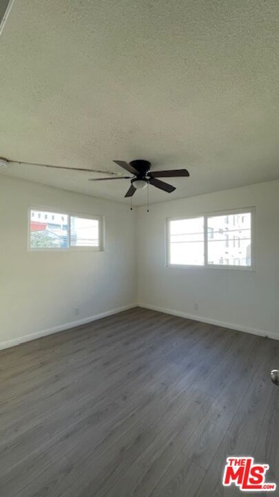 Building Photo - 832 S Gramercy Pl