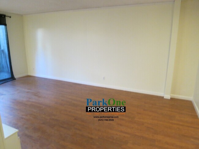 Building Photo - Condo Available in the Keys! Near Downtown Walnut Creek, Close to BART and the Freeway!