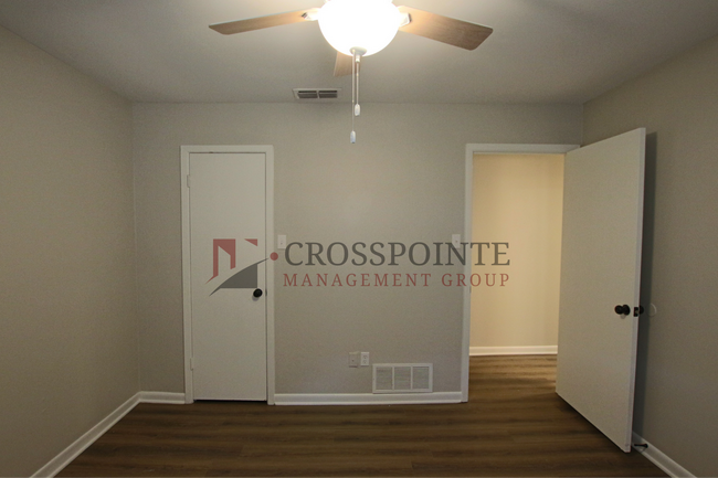 Building Photo - Aberdeen Duplex - 4309/4313 SERIES 308