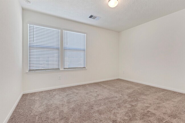Building Photo - 9423 Castillo Ct