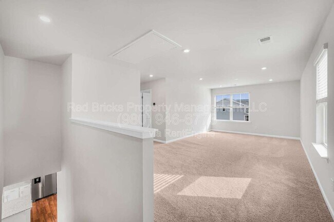 Building Photo - 2201 Lavender Mdws Ct