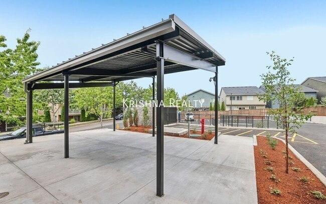 Building Photo - 7650 NW 170th Ave