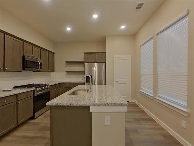 Building Photo - 858 Summer Plum Wy