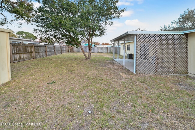 Building Photo - 516 Falmouth Ave