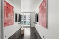 Building Photo - 1000 West Ave