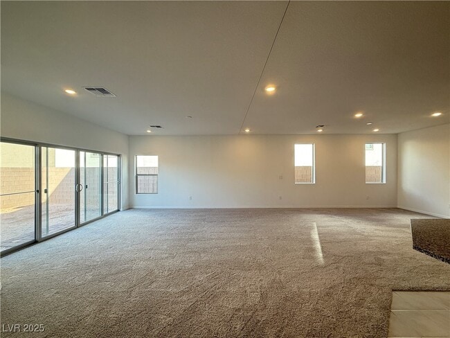 Building Photo - 7516 Castlegreen Ave