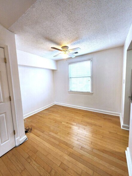 Building Photo - 2811 Arlington Blvd