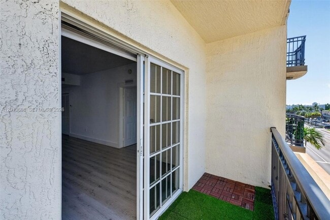 Building Photo - 5271 SW 8th St