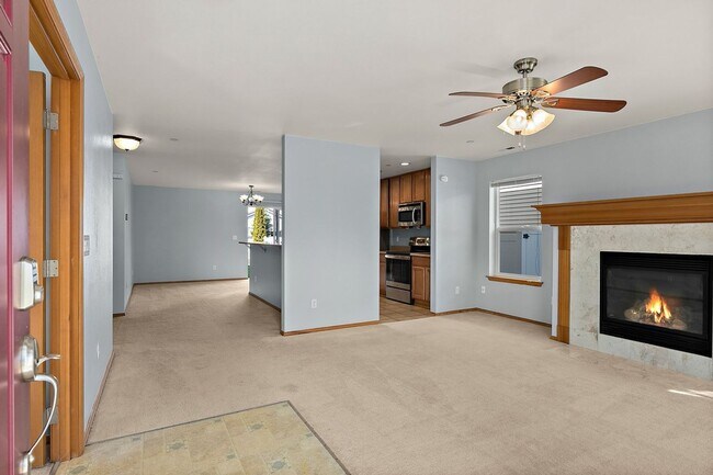 Building Photo - 3130 Hoffman Hill Blvd