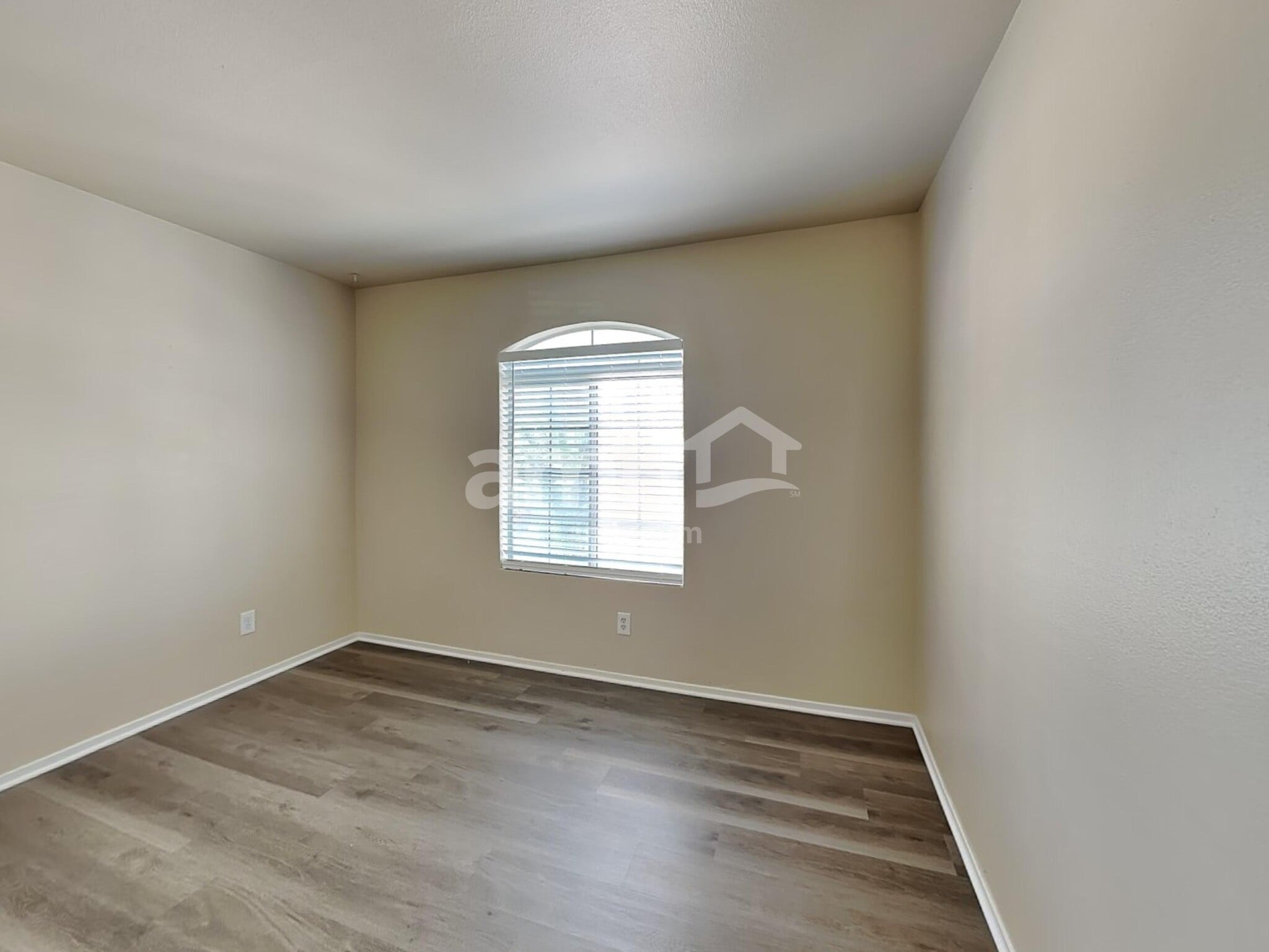 Building Photo - 8225 Diamond Star Ct