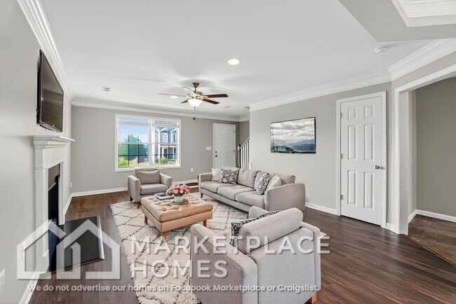 Building Photo - 1129 Cloud View Dr