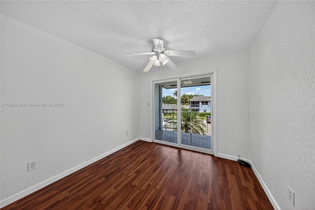 Building Photo - 301 Bonaventure Blvd
