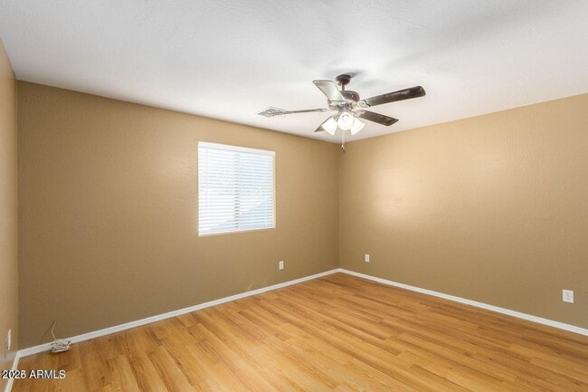 Building Photo - 25025 W Dove Mesa Dr