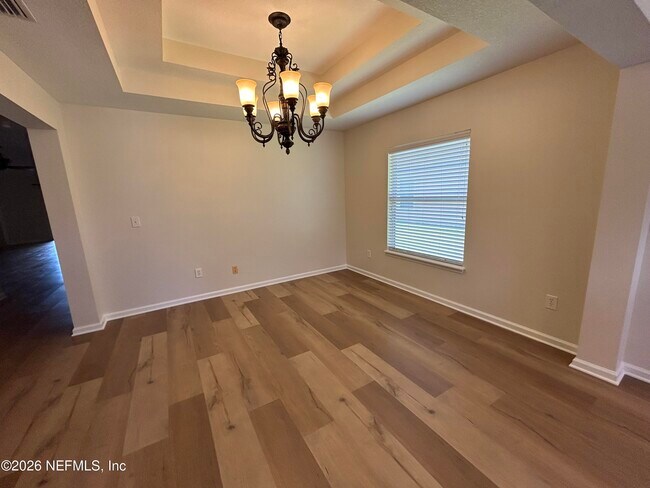Building Photo - 13916 Fish Eagle Dr E