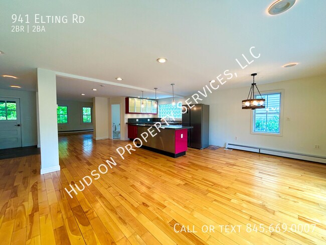 Building Photo - 941 Elting Rd