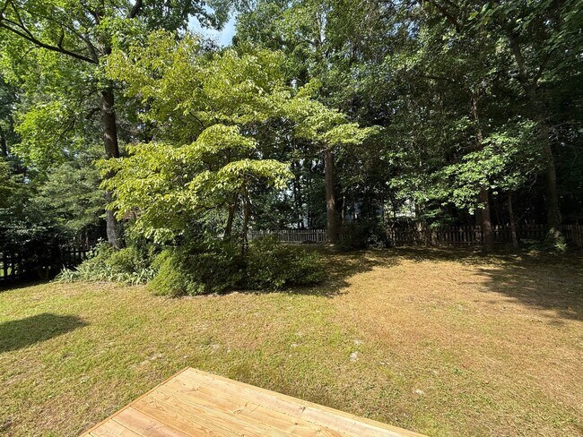 Building Photo - Newly Remodeled 3BD, 2.5BA Knightdale Home...