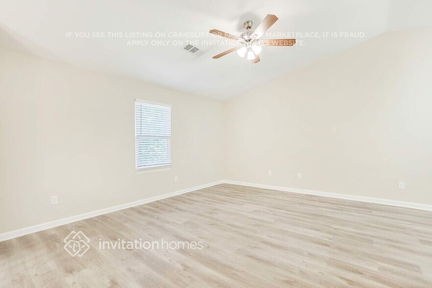 Building Photo - 5539 Petite Ct