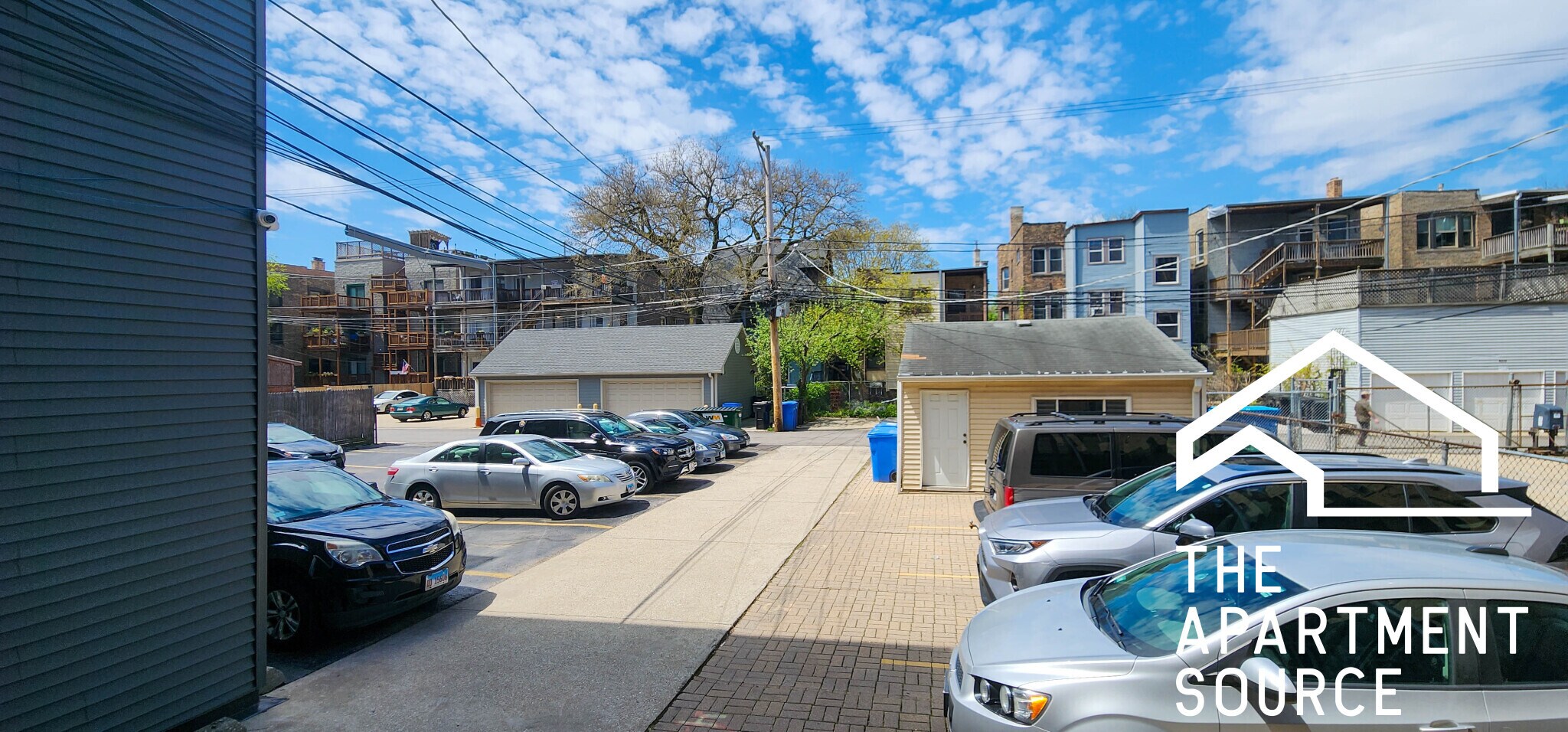 Building Photo - 4311 N Sheridan Rd