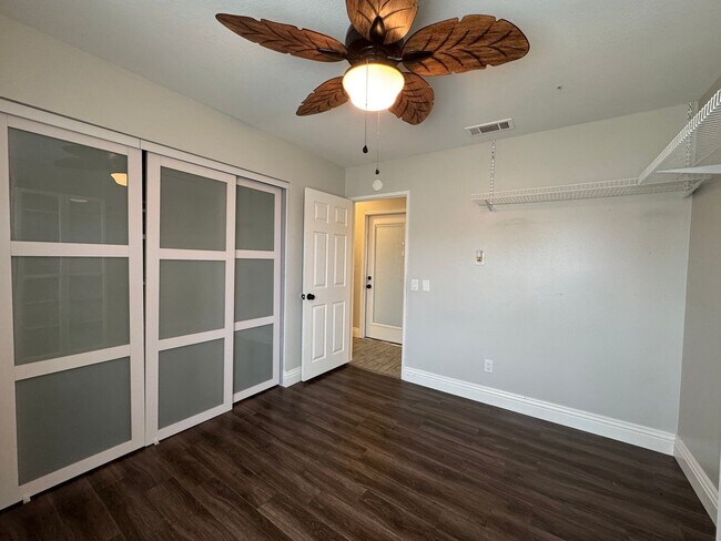 Building Photo - 13395 Spring Valley Pkwy