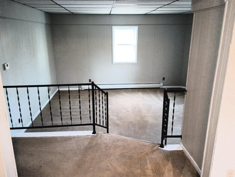 Building Photo - 711 Vulcan St