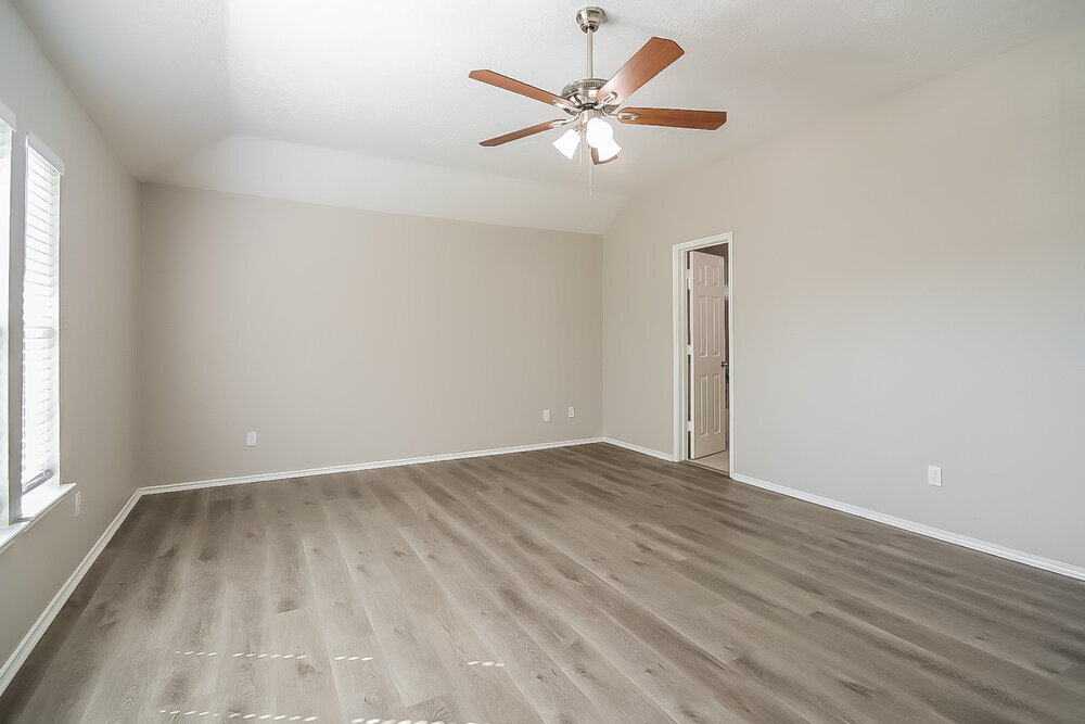 Building Photo - 4805 E Parma Dr