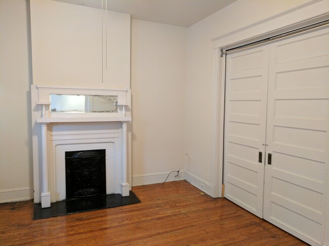 Pocket Doors - 205 N Mulberry St