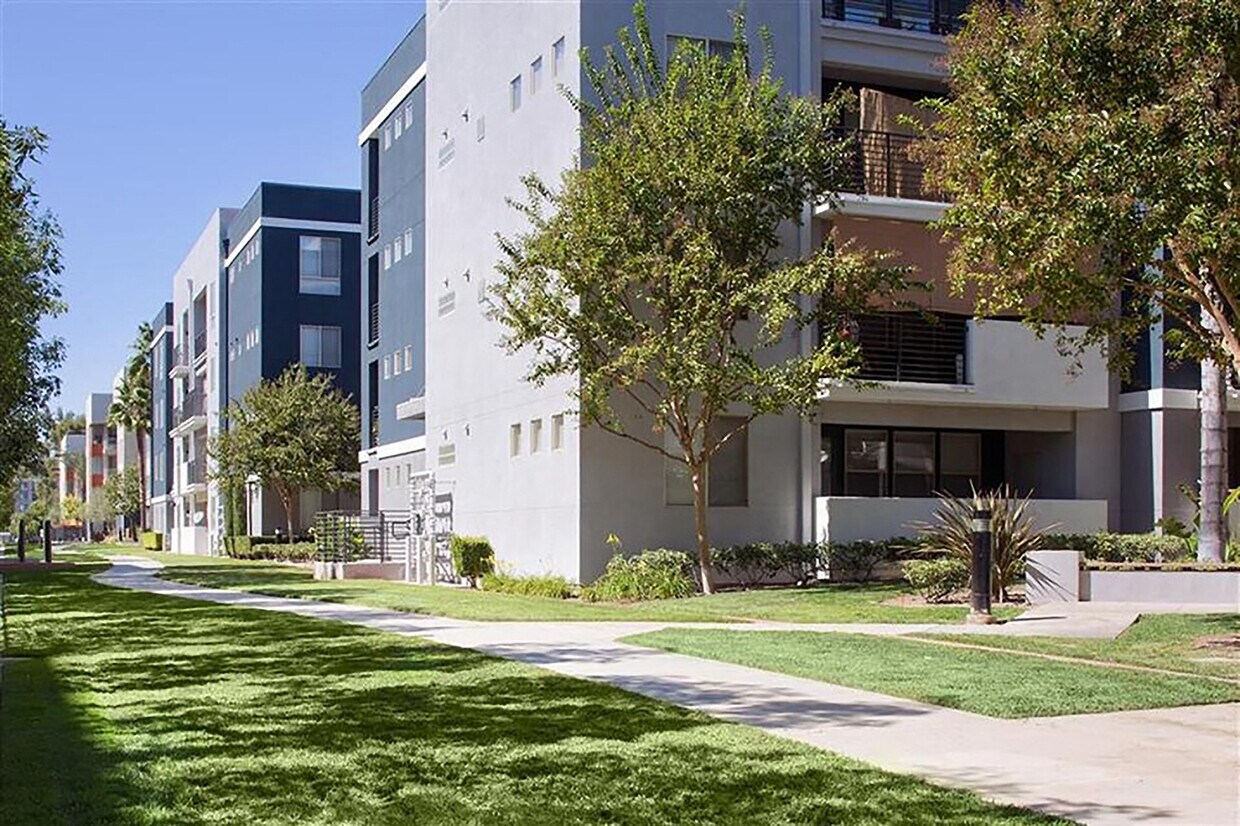 Carillon Apartment Homes Woodland Hills Carillon Apartment Homes Woodland Hills