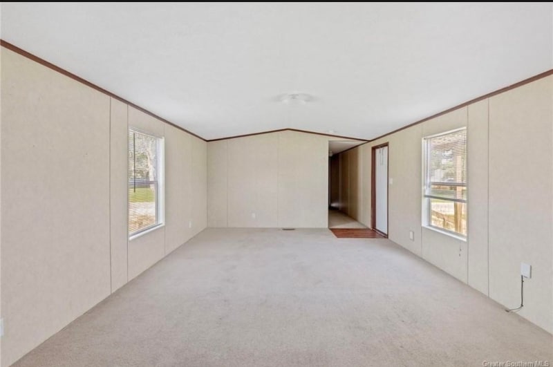 Building Photo - 203 E Lincoln St