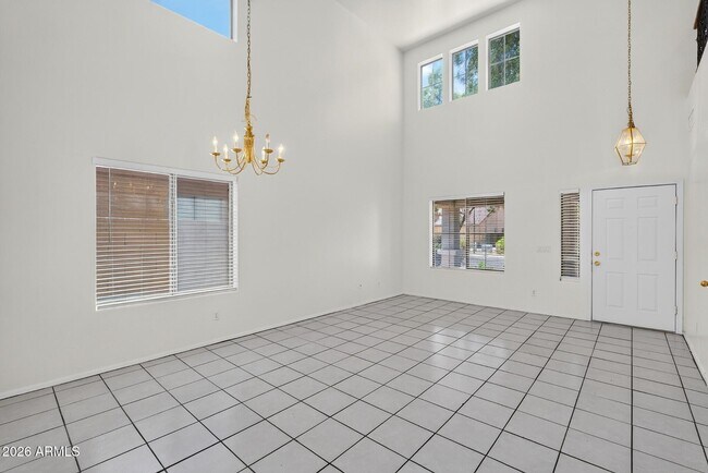 Building Photo - 7823 S 48th Ln