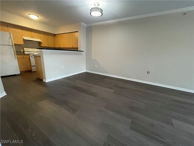 Building Photo - 8617 River Homes Lane