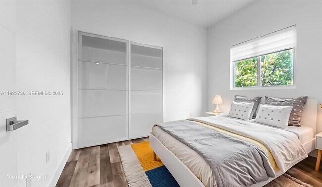 Building Photo - 3461 SW 25th St