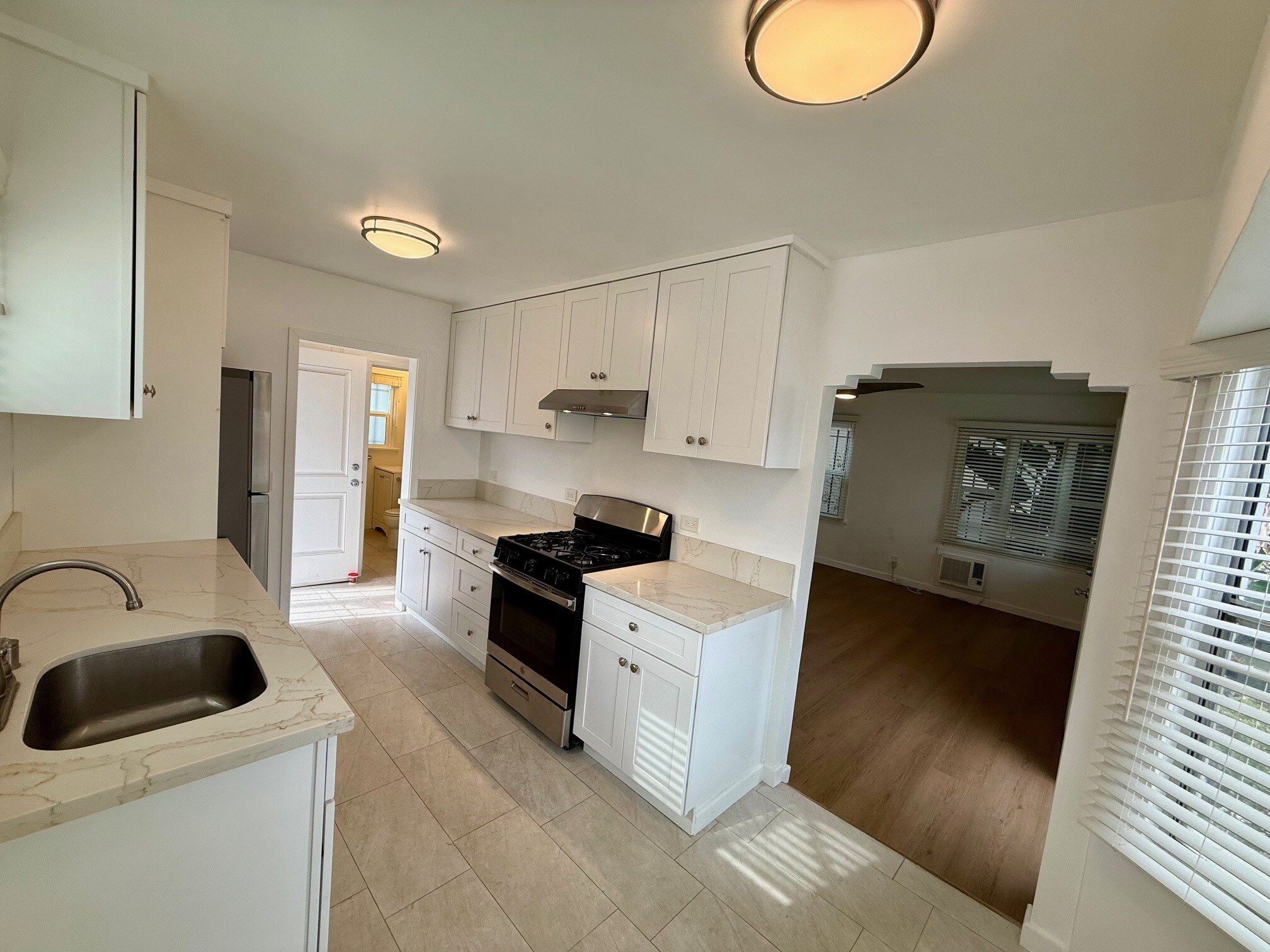 Building Photo - 1157 N Genesee Ave