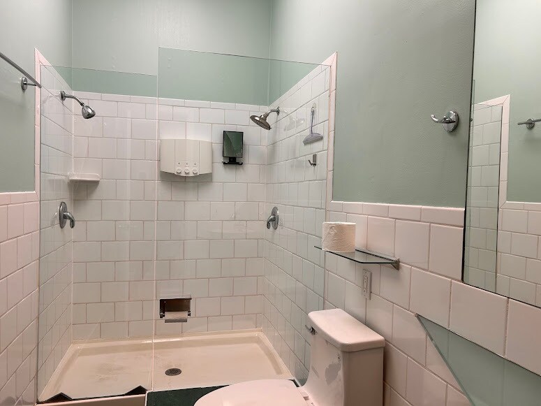 Building Photo - 123 E 29th St