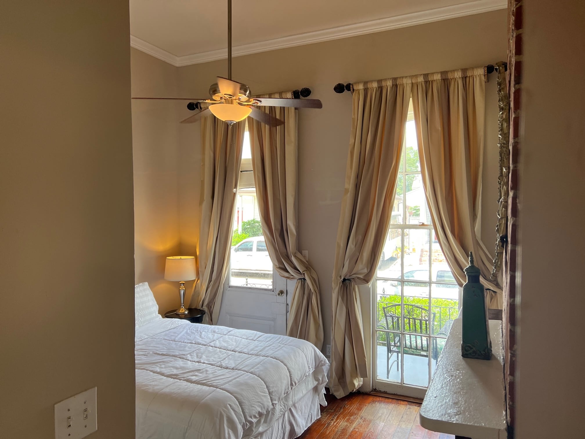 Building Photo - 2904 Annunciation St