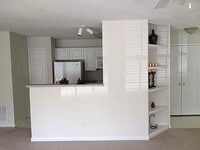 Building Photo - 914 Scholastic Ct