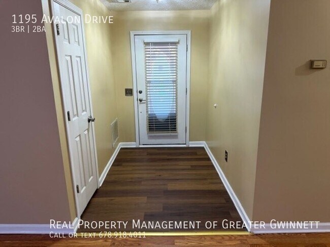 Building Photo - 1195 Avalon Dr