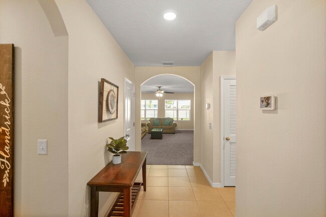 Building Photo - Move-In Ready! Beautiful 4-Bedroom Home with Modern Finishes & Room to Grow