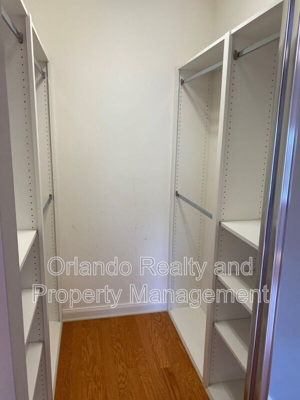 Building Photo - 1567 Napoli Dr W