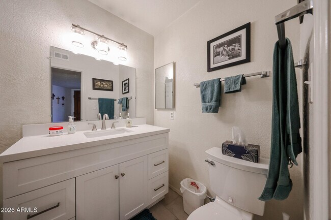 Building Photo - 9430 E Mission Ln