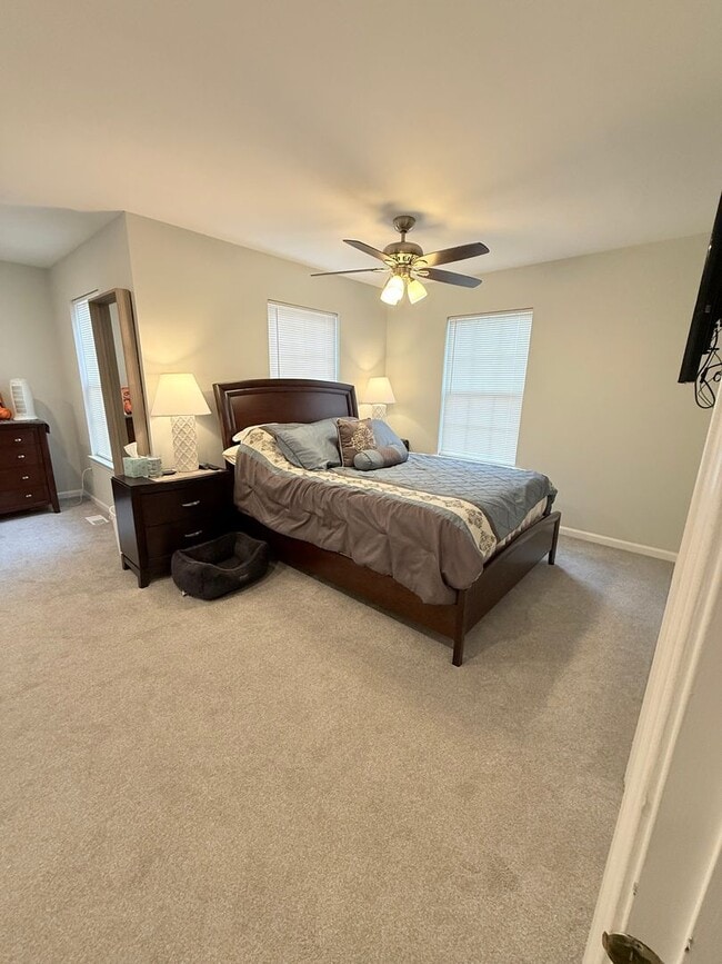 Building Photo - 2 Bed / 1.5 Bath Townhome in Patriot's Ridge