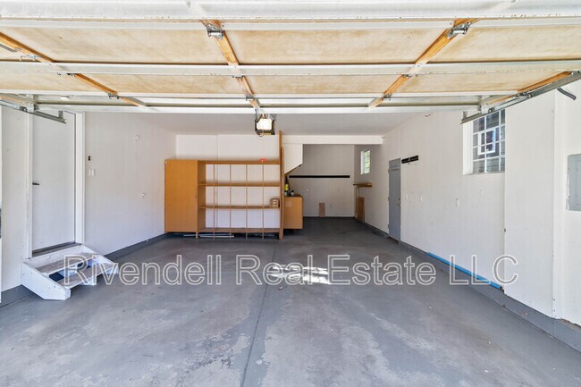 Building Photo - 3464 Morning Song Ct