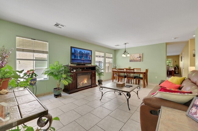 Building Photo - Southern Highlands 3 Bed 2 Bath Single-Story Home with Large Kitchen, Open Layout, Covered Patio